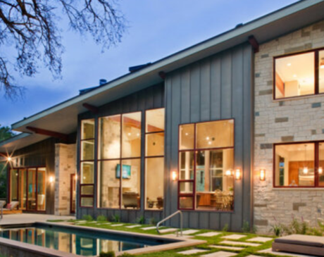 Tan Siding in a Ranch-Style Home