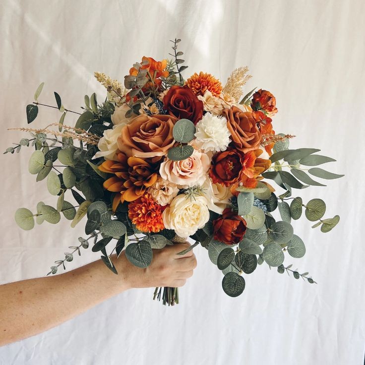 Add Less Color to the Bridal Bouquet