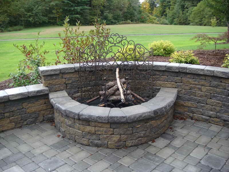 Blaze Wall Fire Pit