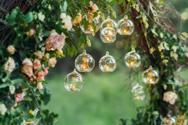 Floating Candle Arch