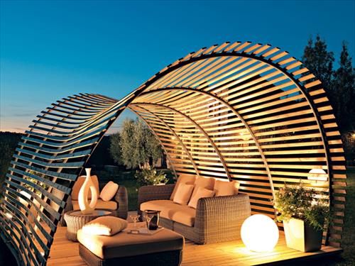 Freestanding Sculptural Pergola