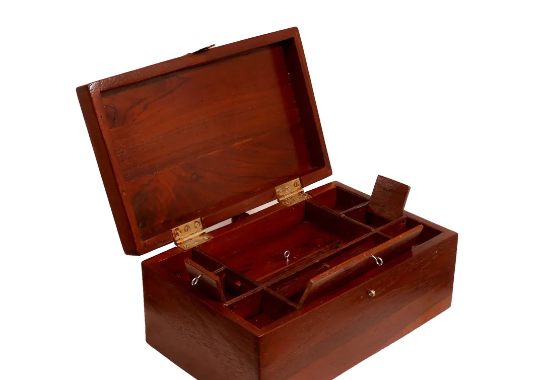 Wooden Jewelry Boxes .png