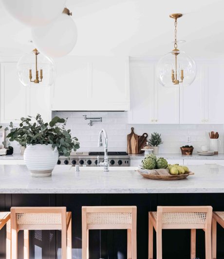 Classy White Kitchen Cabinets with White Countertops