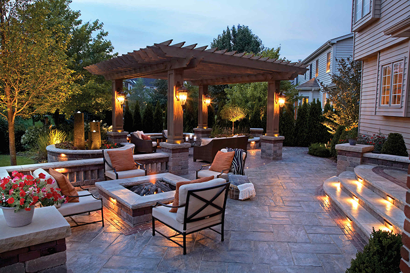 20 Outdoor Lighting Ideas That Will Make Your Backyard Shine